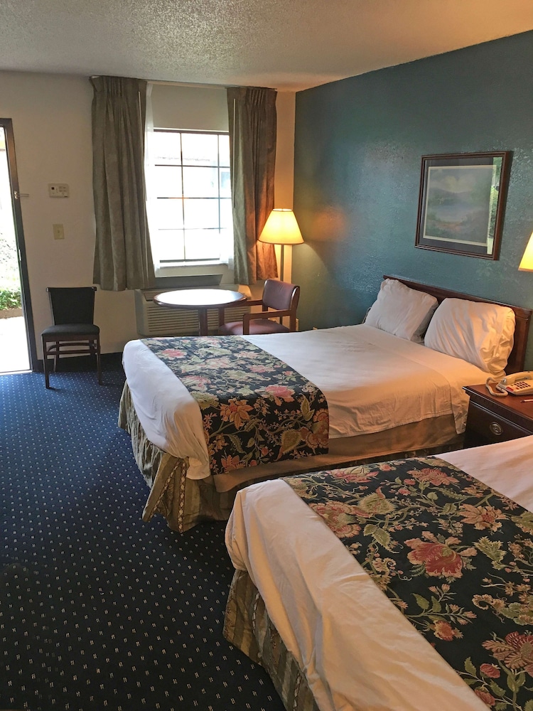 Deluxe Room, 2 Double Beds, Non Smoking - Photo 1