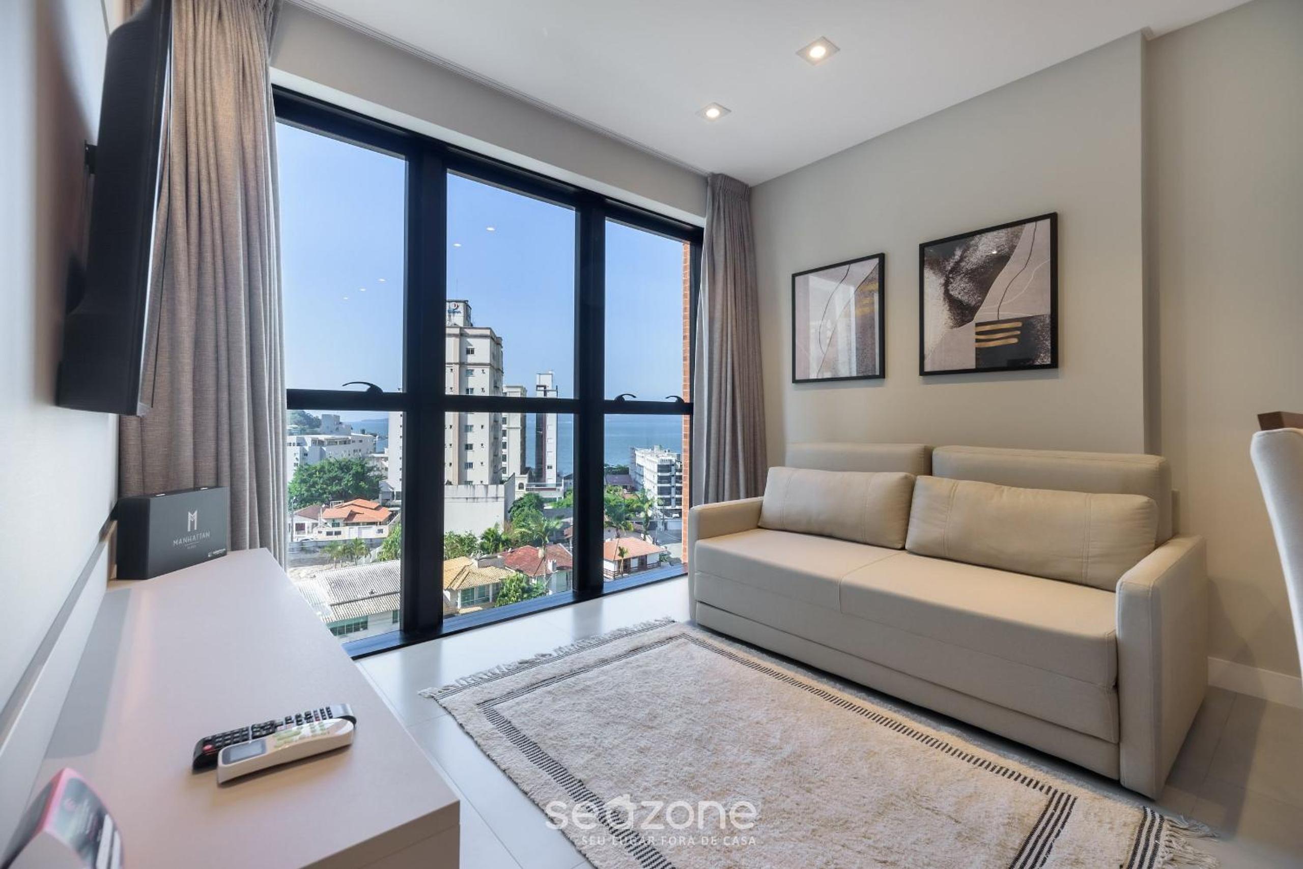 One-Bedroom Apartment with Ocean View