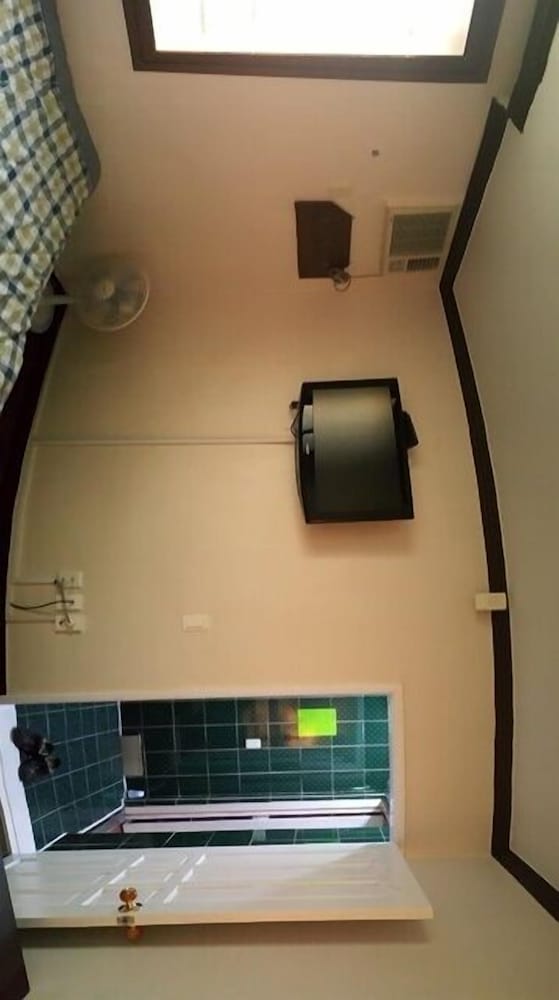 Business Room photo 2