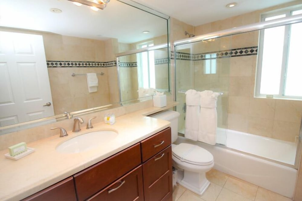 Suite, 1 Bedroom (Partial)