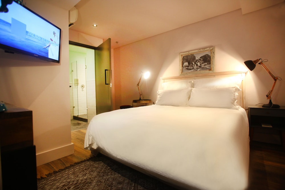 Room (7) photo 3