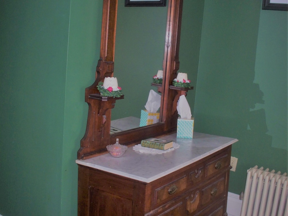 Superior Double Room, Ensuite (Morning Glory ) photo 2