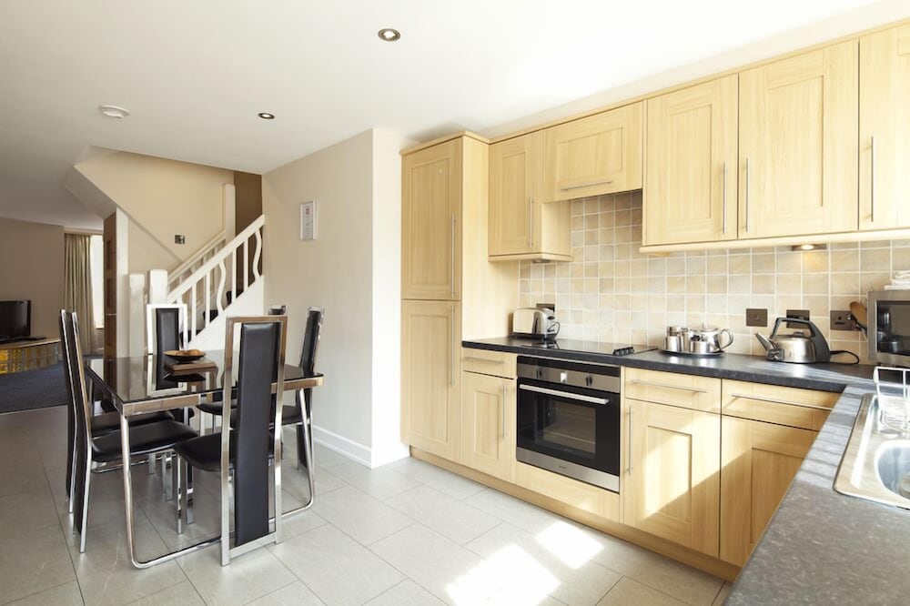 Apartment (The Maisonette)