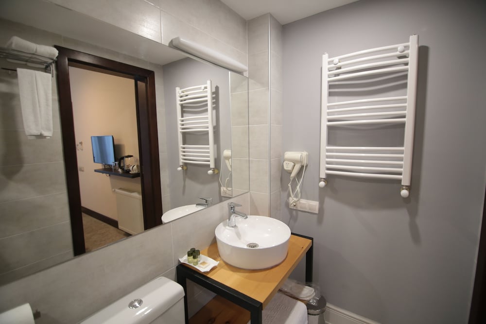 Deluxe Double Room, Balcony, Garden View photo 2