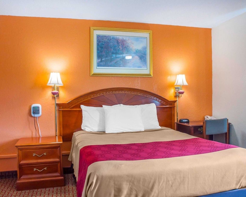 Room, 1 Queen Bed, Accessible, Non Smoking - Photo 1