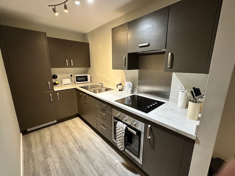 Studio Apartment with Balcony photo 2