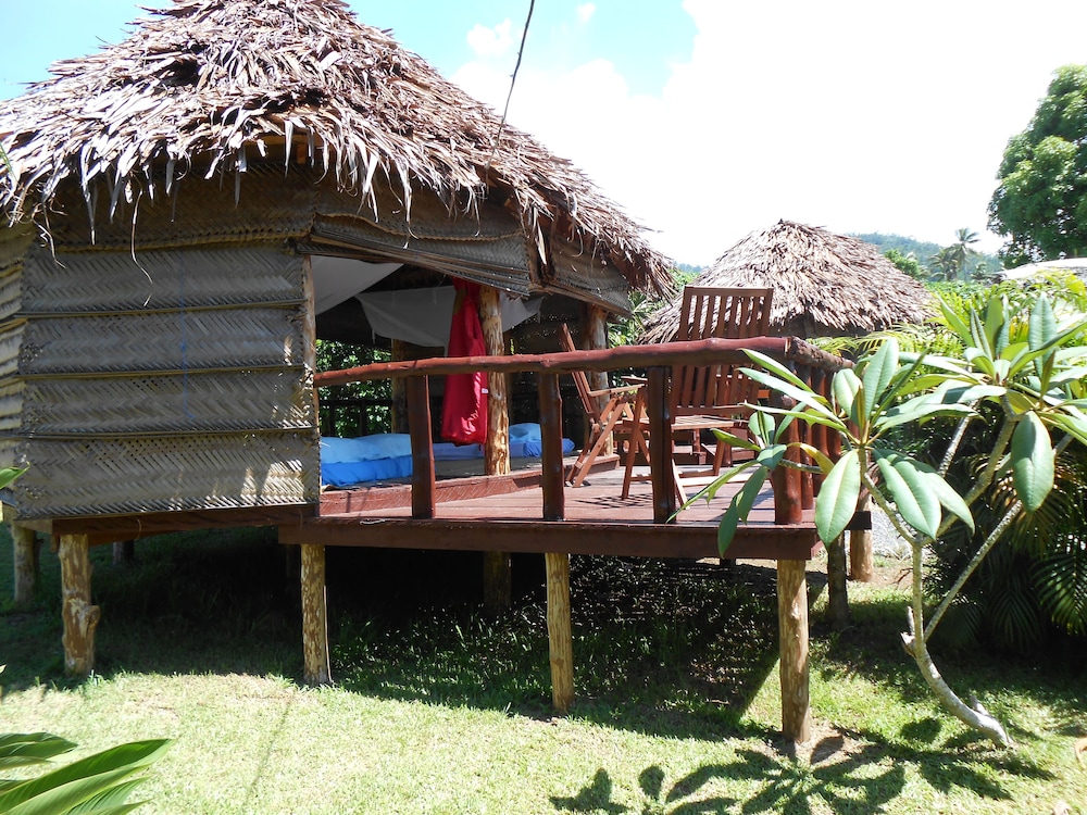 Traditional Garden Fale photo 3