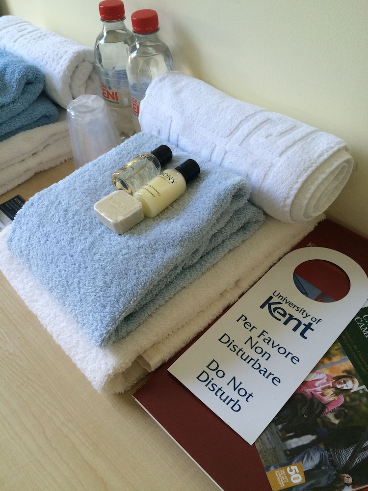 Standard Single Room, Ensuite photo 2