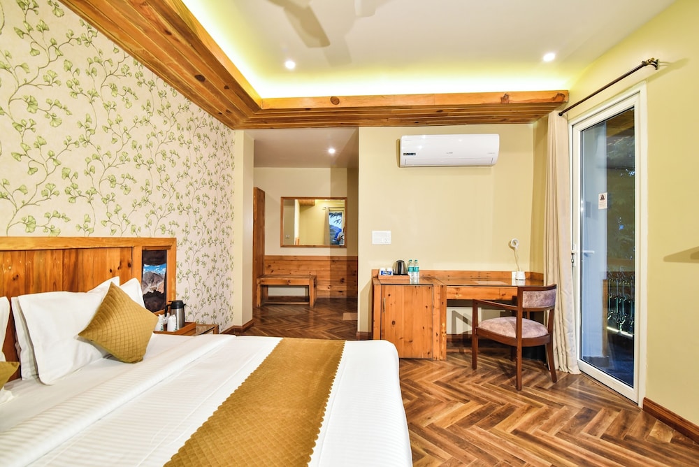 Super Deluxe Room - Photo 6