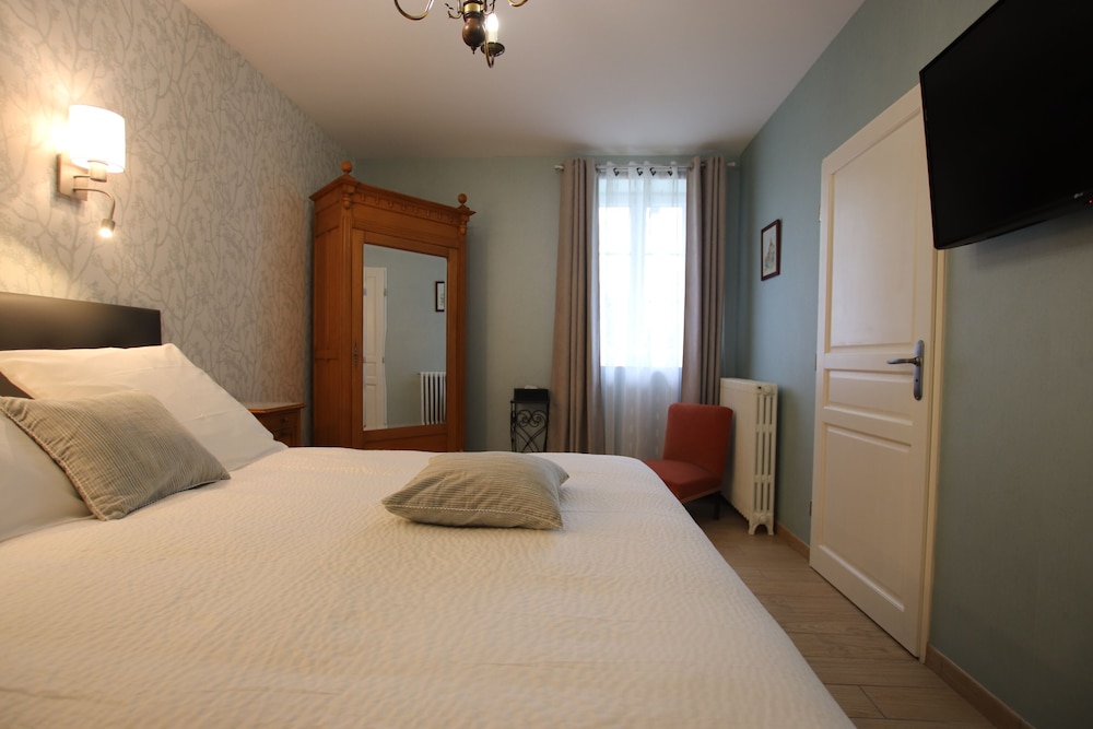 Double Room, Ensuite, Garden View (Noyer) - Photo 3