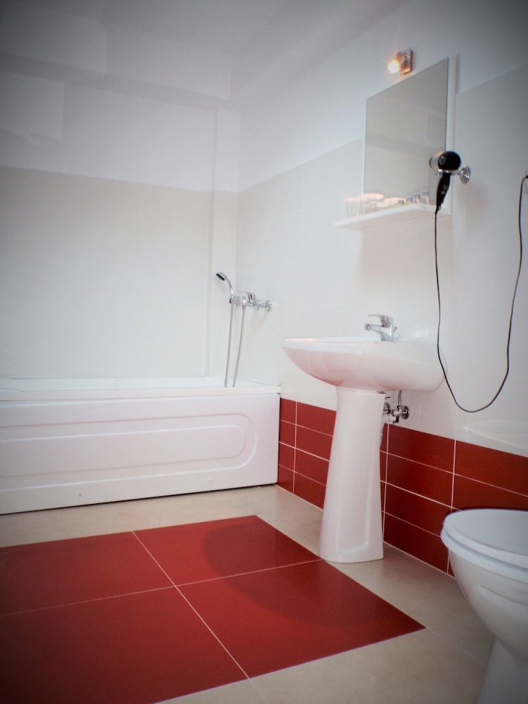 Apartment - Photo 4