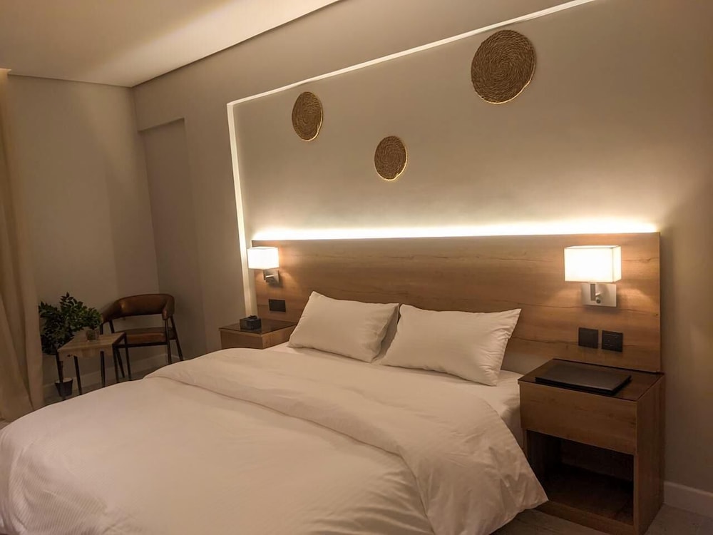 Junior Apartment