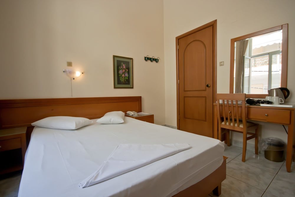 Standard Room photo 3