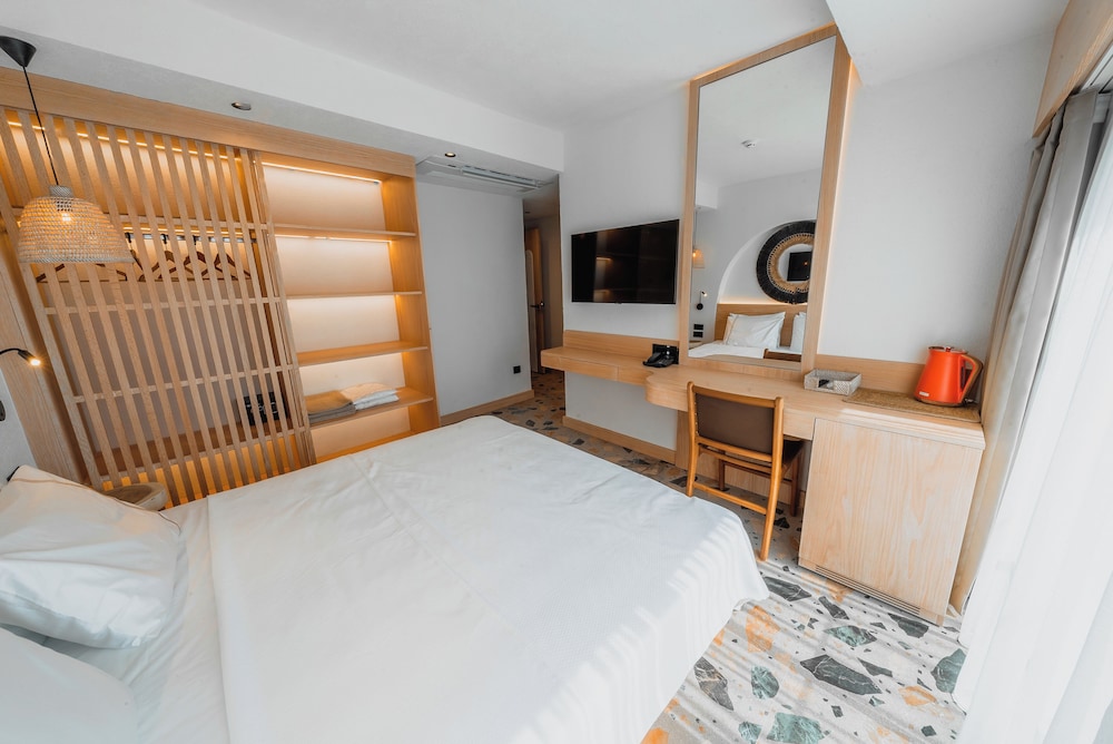 Elite Double Room, Balcony, Sea View