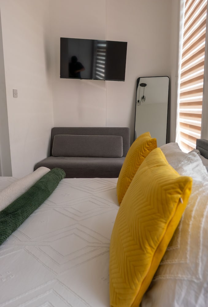 Superior Quad Suite