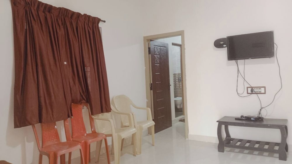 Basic Villa, Garden View photo 1