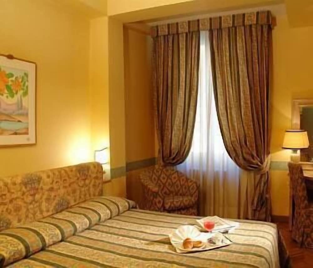 Double Room - Photo 1