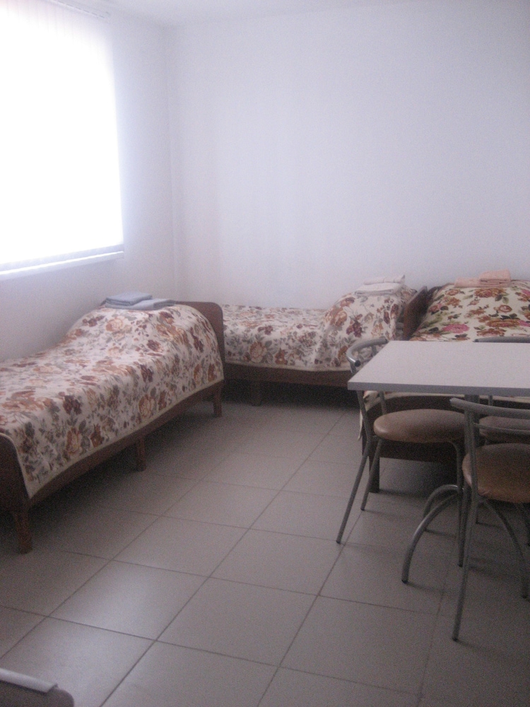 Standard Triple Room, Private Bathroom photo 1