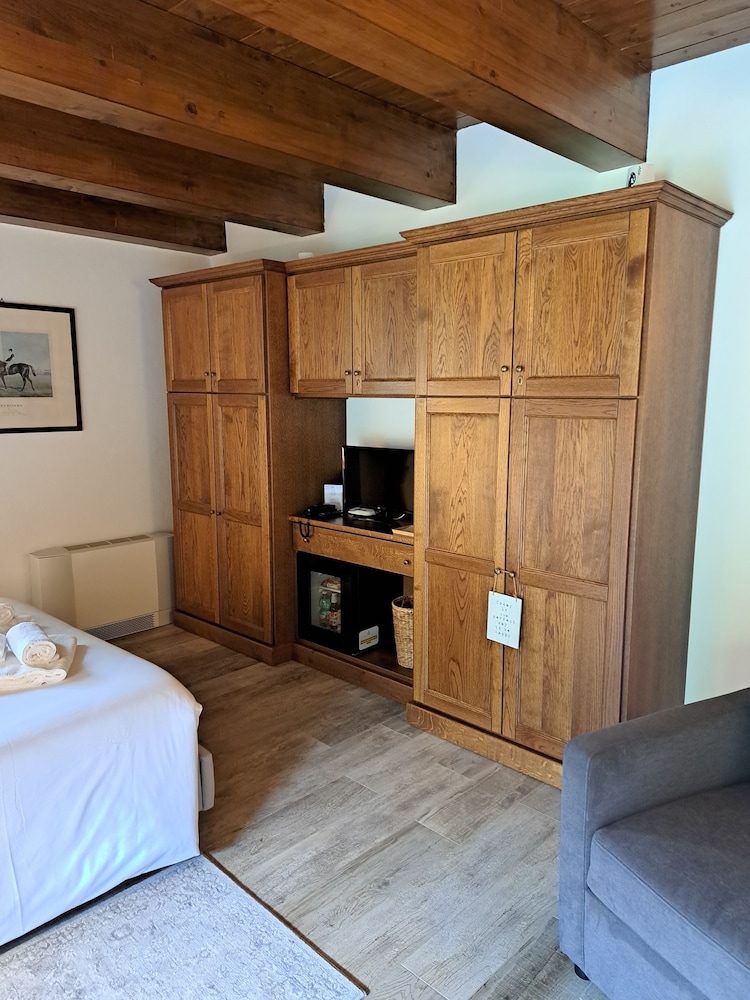 Superior Double or Twin Room photo 2