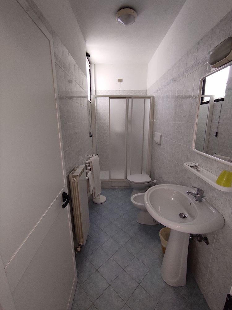 Comfort Triple Room photo 3