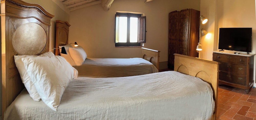 Superior Twin Room, Pool View