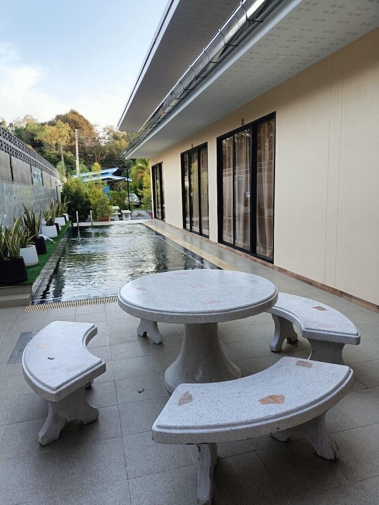 Family Villa, 4 Bedrooms, Pool View photo 3