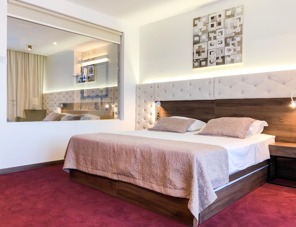 Family Apartment, Balcony
