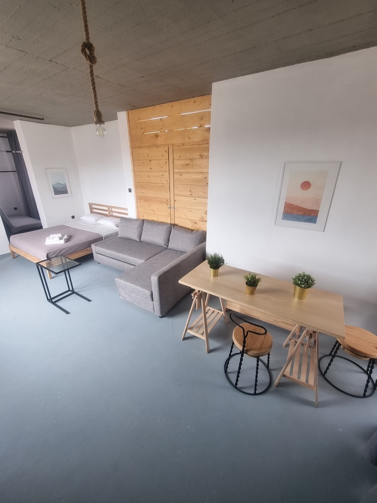Apartment, Multiple Beds, Balcony, City View