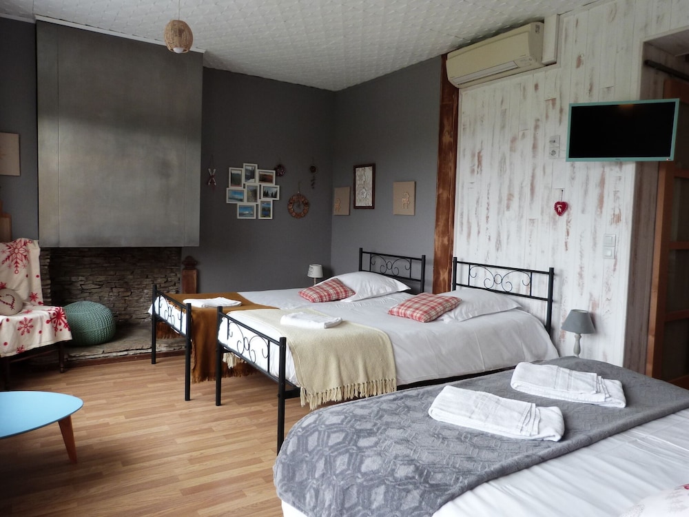 Comfort Quadruple Room, Non Smoking