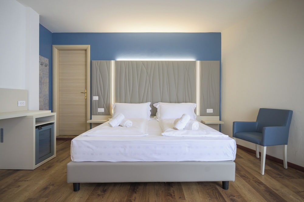 Comfort Room - annex building photo 2