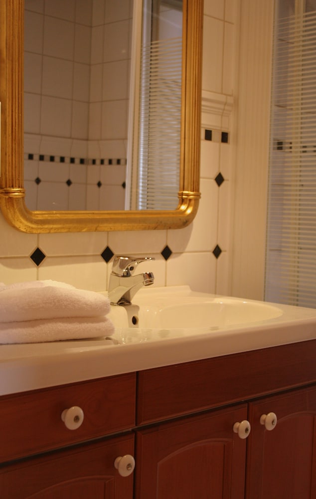 Rorbu Suite 215 - Photo 1