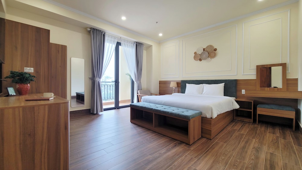 Deluxe Double Room, City View - Photo 1