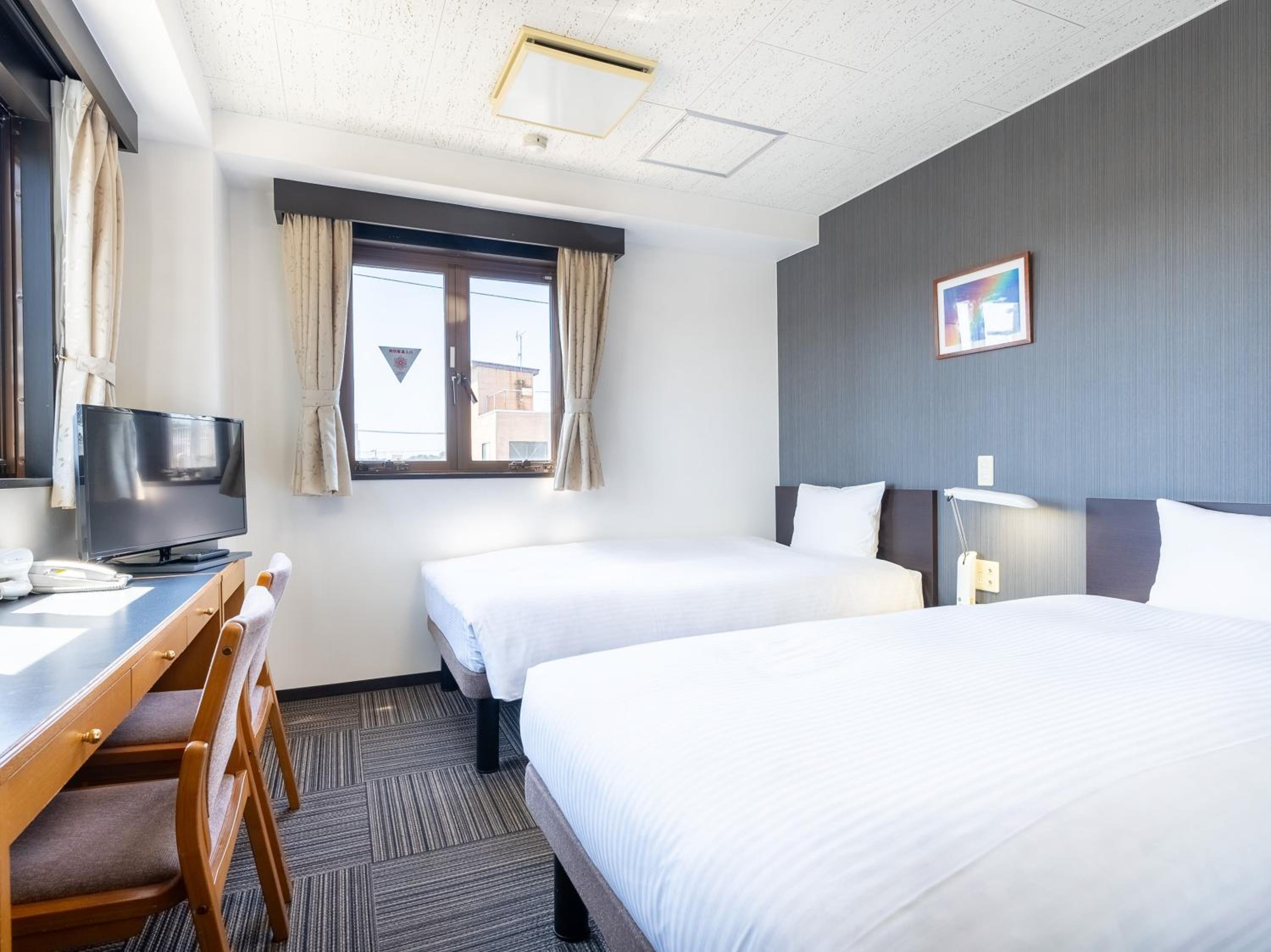Twin Room With Extra Bed