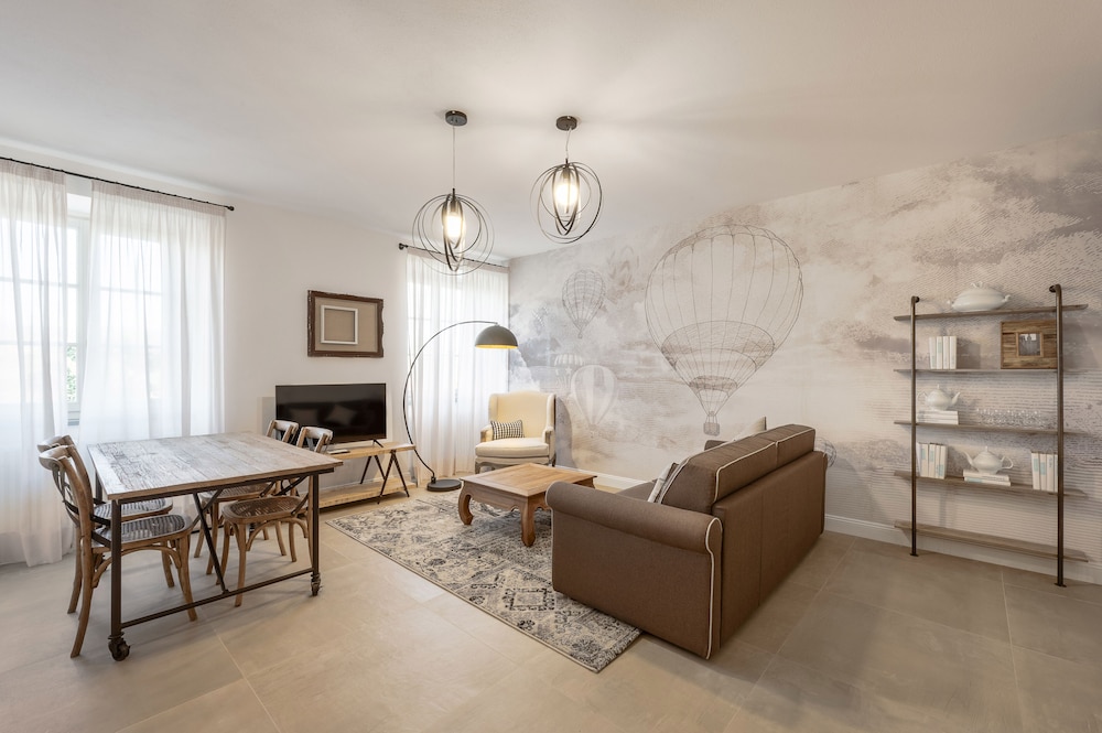 Luxury Apartment