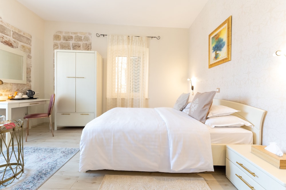 Double Room, City View photo 3