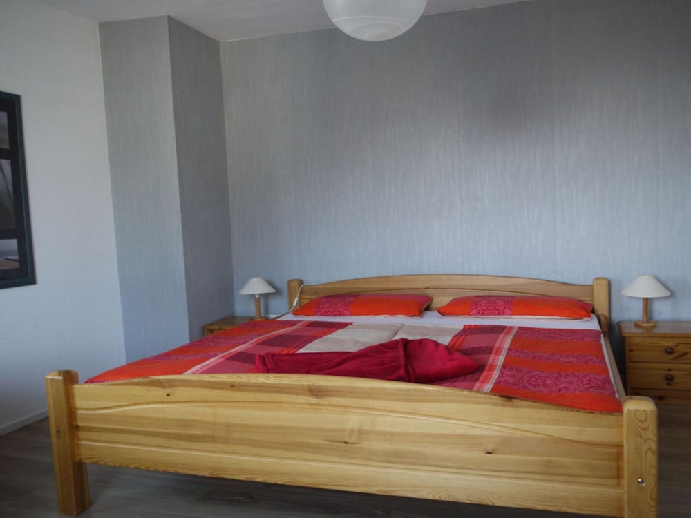 Apartment photo 3