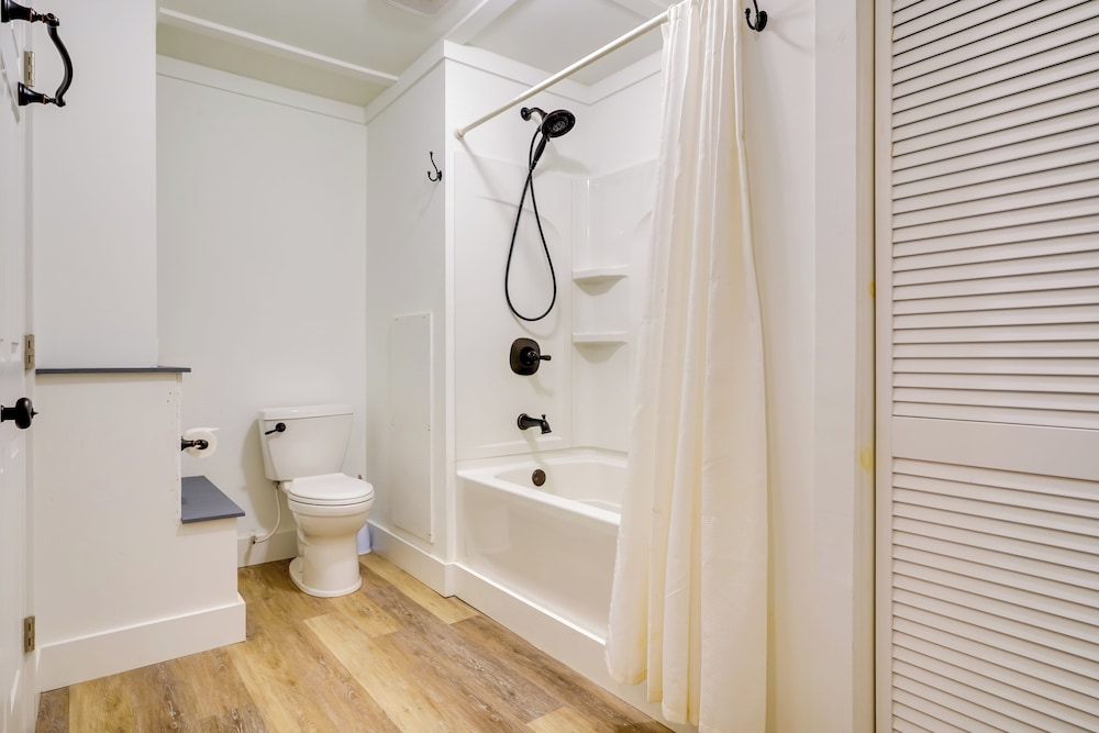 House (Multiple Bedrooms) photo 3