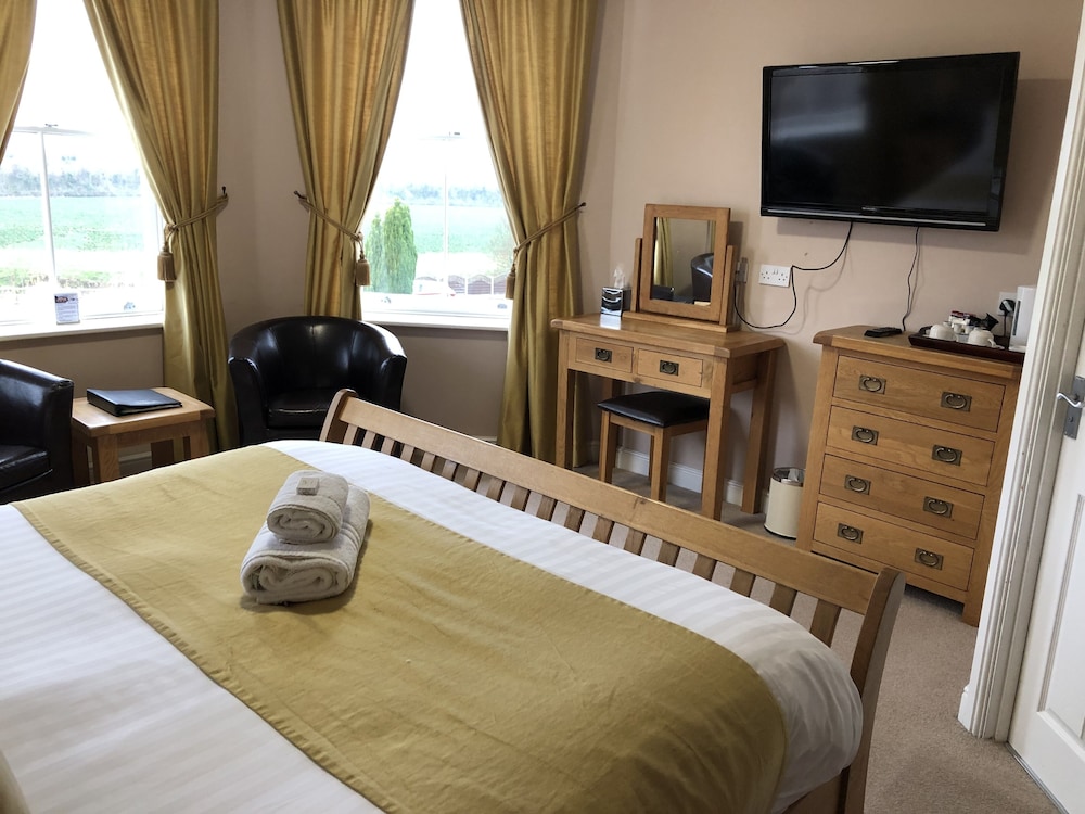 Signature Double Room, Ensuite, River View photo 2