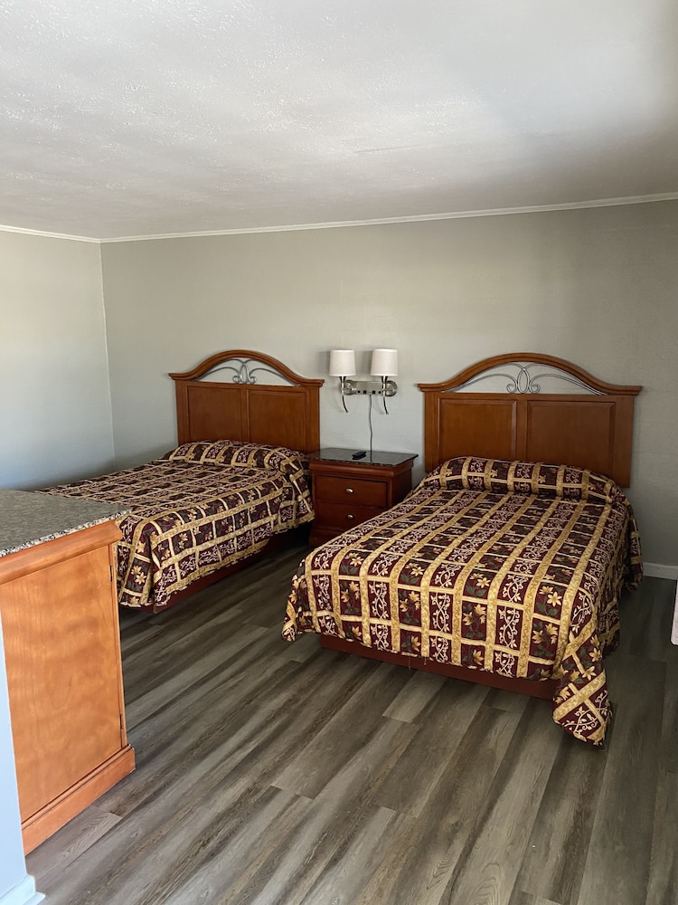 Standard Room, 2 Double Beds