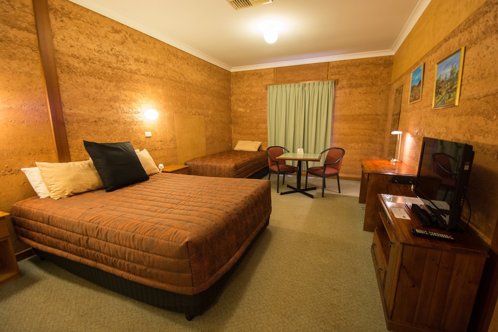 Single Room photo 2