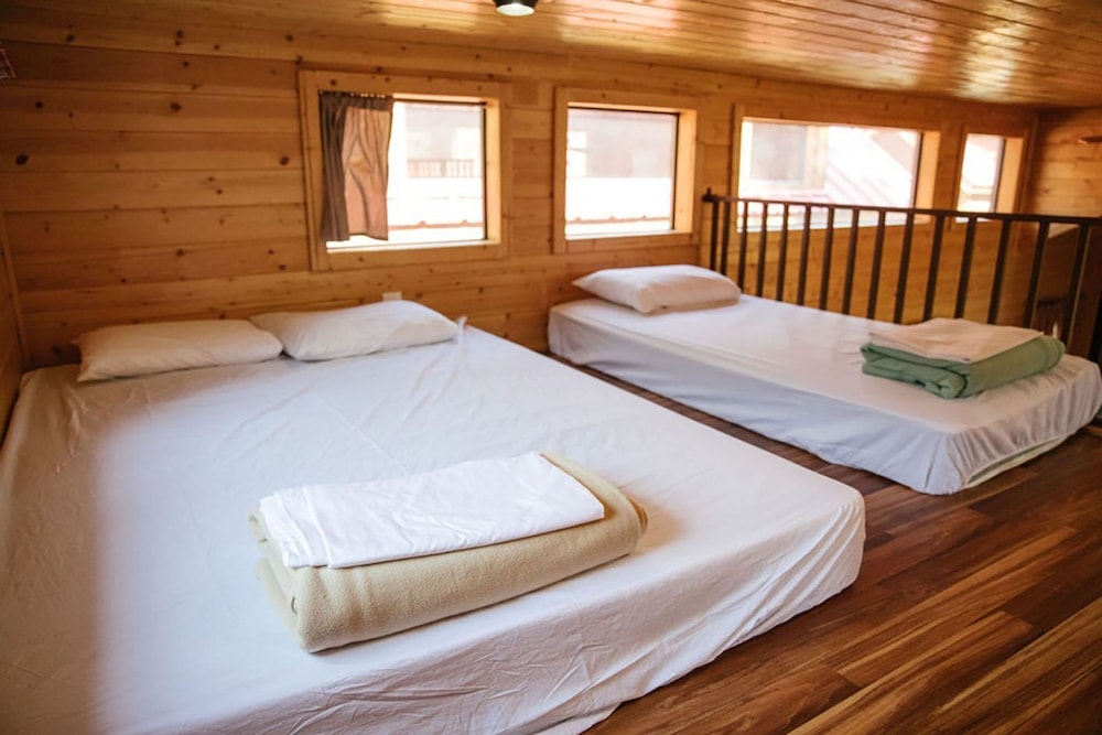 Deluxe Cabin, 1 Bedroom (Loft) photo 3