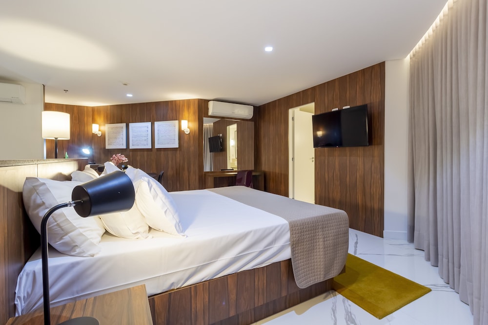 Presidential Room, 1 King Bed photo 2