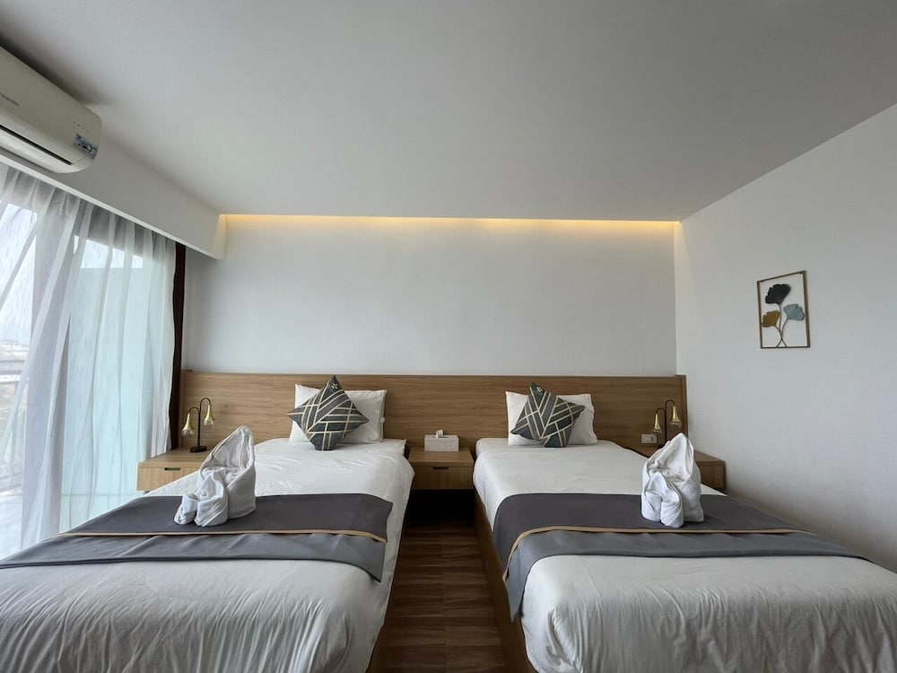 Twin Room - Photo 1