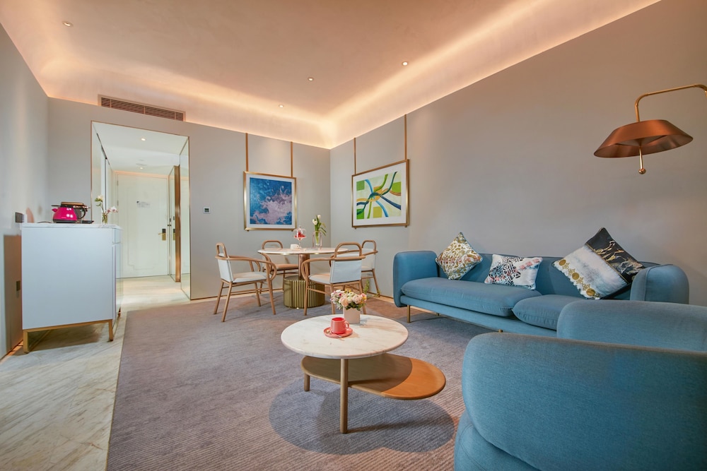 Business Suite