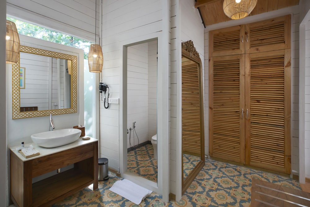 Deluxe Double Room, 1 King Bed,Garden View photo