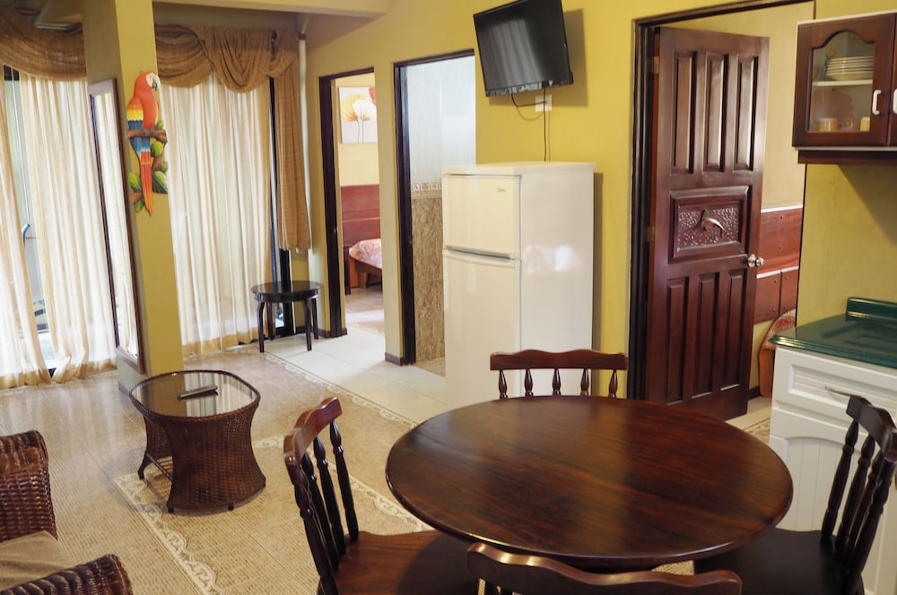 Apartment - Photo 2