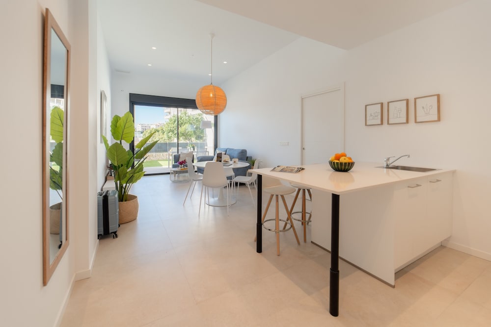 Apartamento, 2 Habitaciones, Vista al Jardín, Planta Baja