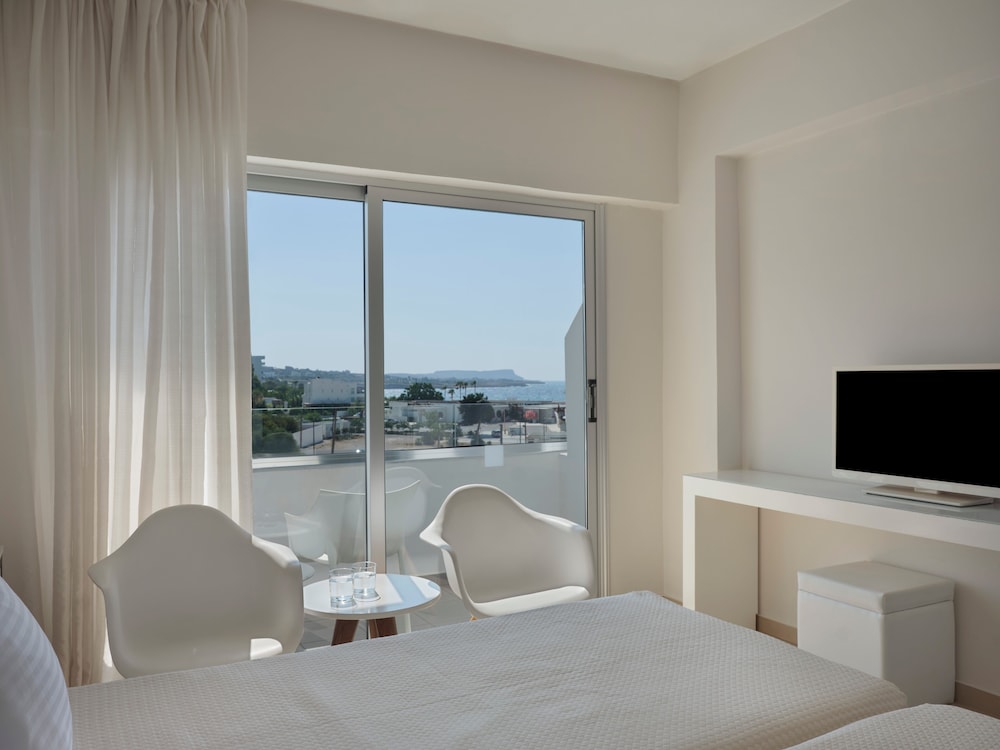 Twin Room Sea View