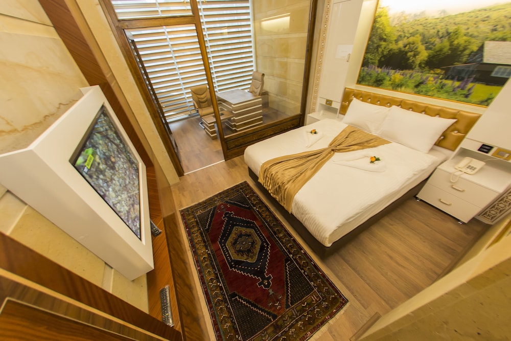 Deluxe Single Room