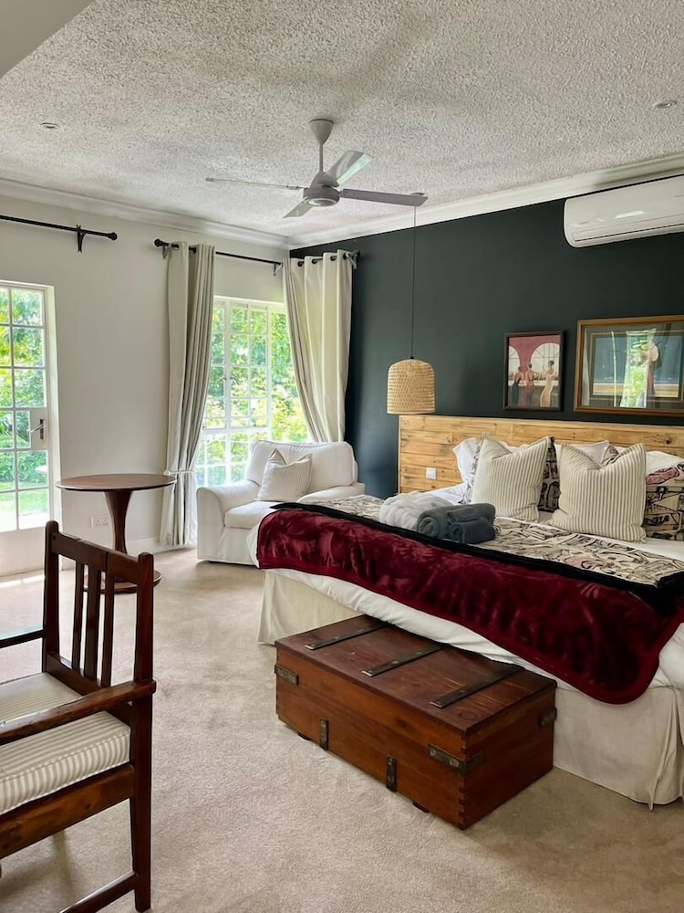 Superior Double or Twin Room photo 3